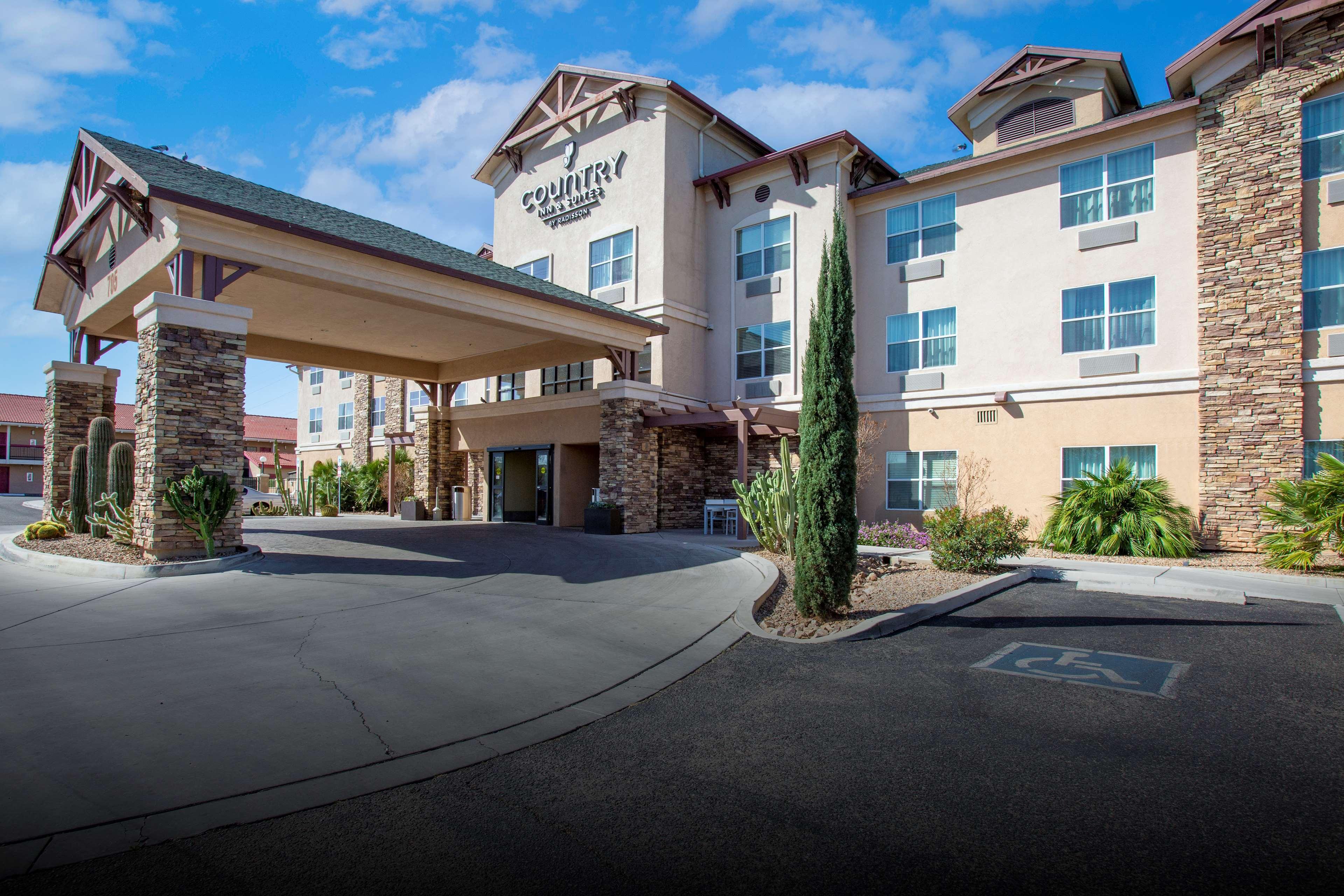 Country Inn & Suites By Radisson, Tucson City Center, Az Exterior photo